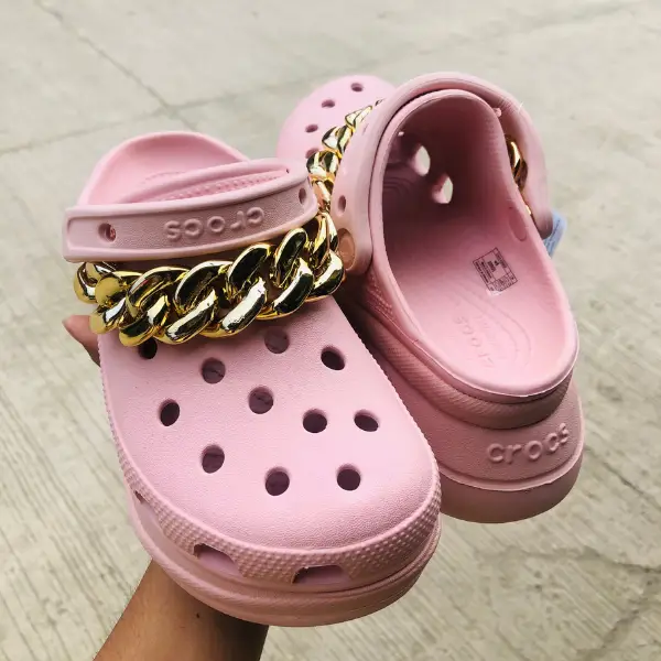 Are Crocs Closed Toe Shoes